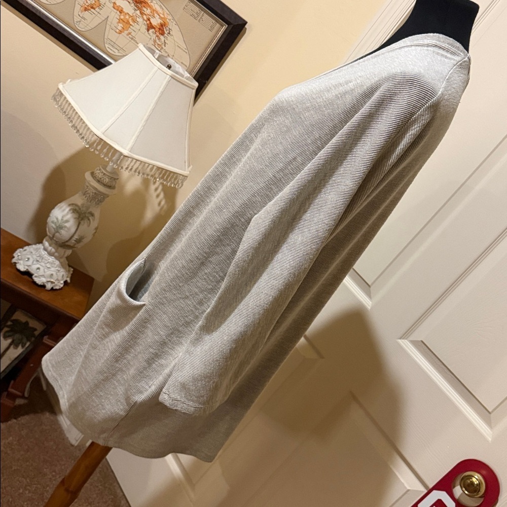DONNI. Ribbed Knit Cardigan in Gray. OSFA - Picture 5 of 10
